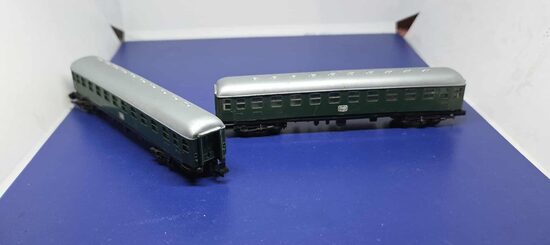 Lot 2 voitures voyageurs de la DB 1/160