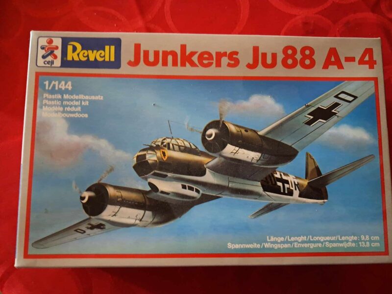 JUNKERS JU88A4 - 1/144 - REVELL