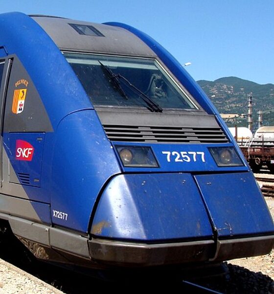 X72500 - (2 éléments) 1/160