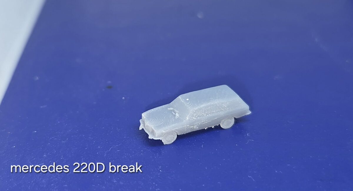 220D-220.jpg