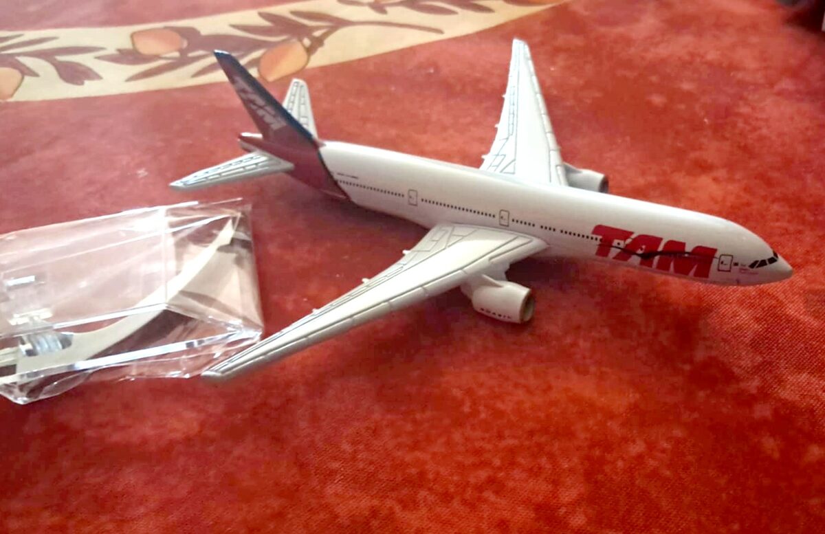 b777-tam02.jpg